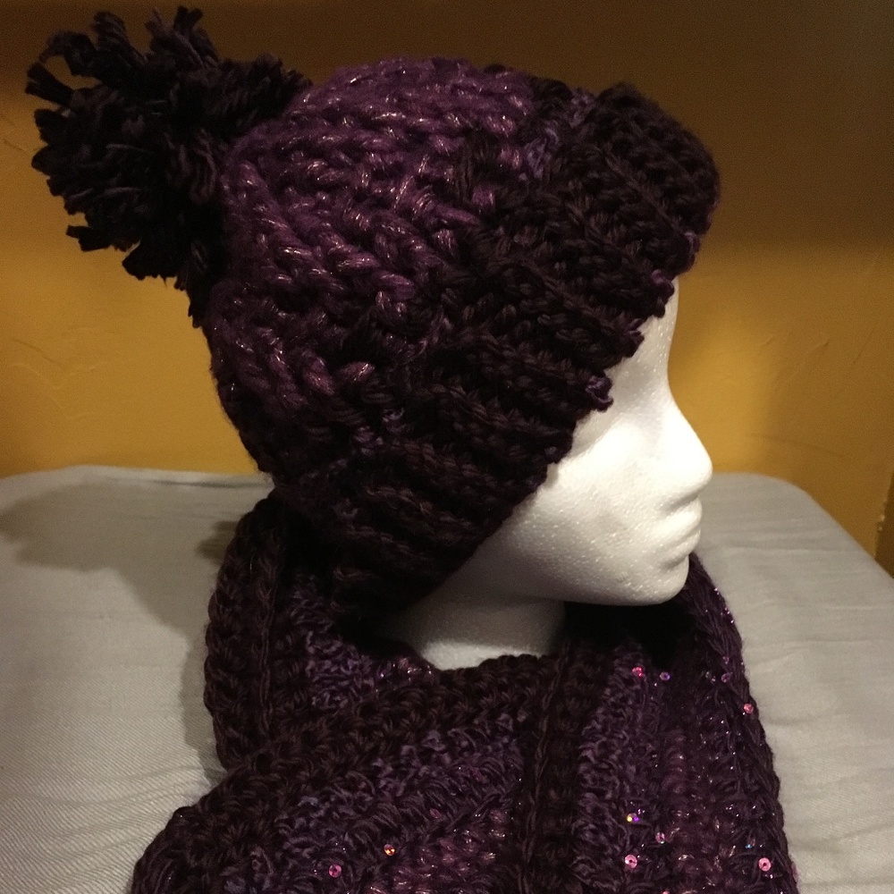 hat/scarf set